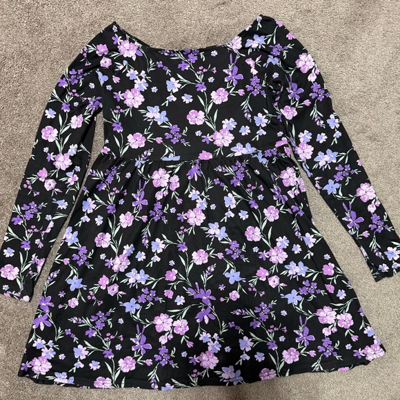 Girls Floral Dresses - Picture 8 of 12